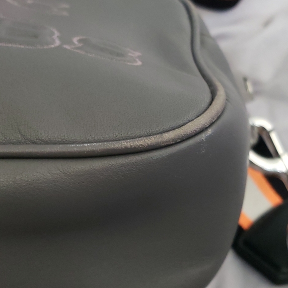 Gently Used Marc Jacobs handbag - Picture 3 of 5